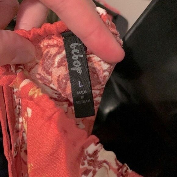 bebop Floral Dressy Cold Shoulder Top - Picture 5 of 5